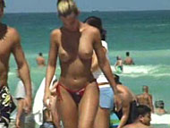 Badestr�nde - ein beliebter Aufenthaltsort f�r Voyeure