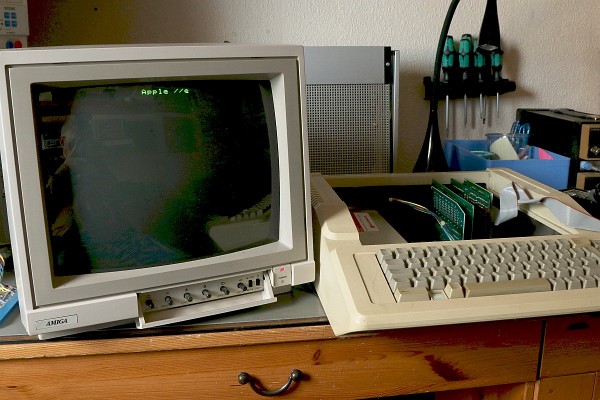 APPLE //e