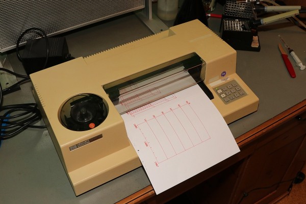 HP 7440A ColorPro Plotter