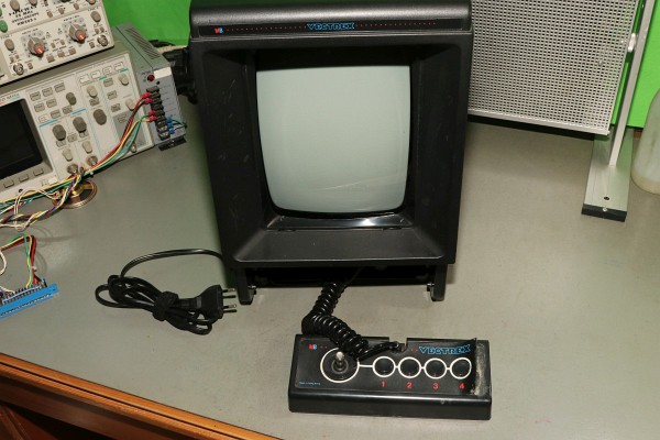 Vectrex 16